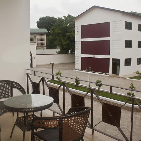 Consir Executive Lodge Acra Exterior foto