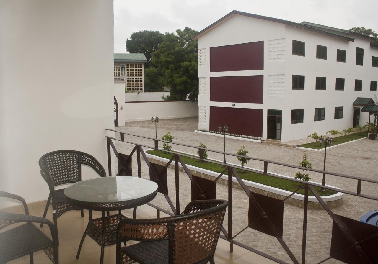 Consir Executive Lodge Acra Exterior foto
